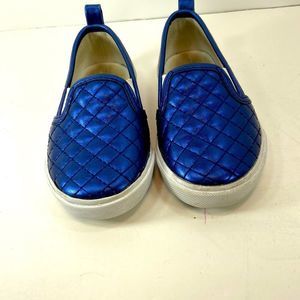 Gymboree girls size 6 metallic blue slip on sneakers